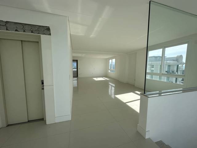 #4 - Apartamento tipo (último andar) para Venda em Balneário Camboriú - SC - 3